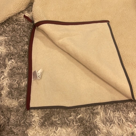 L.L.Bean Signature Funnel Neck Sherpa Fleece Pullover - Picture 7 of 8